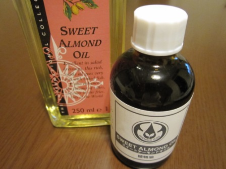 sweet almondo oil