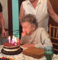 とくダネ動画 入れ歯が飛び出した102歳のおばあちゃん 誕生日ケーキを前に大笑い ヒルナンデス中心にオトク おもしろ情報をお届けするブログ